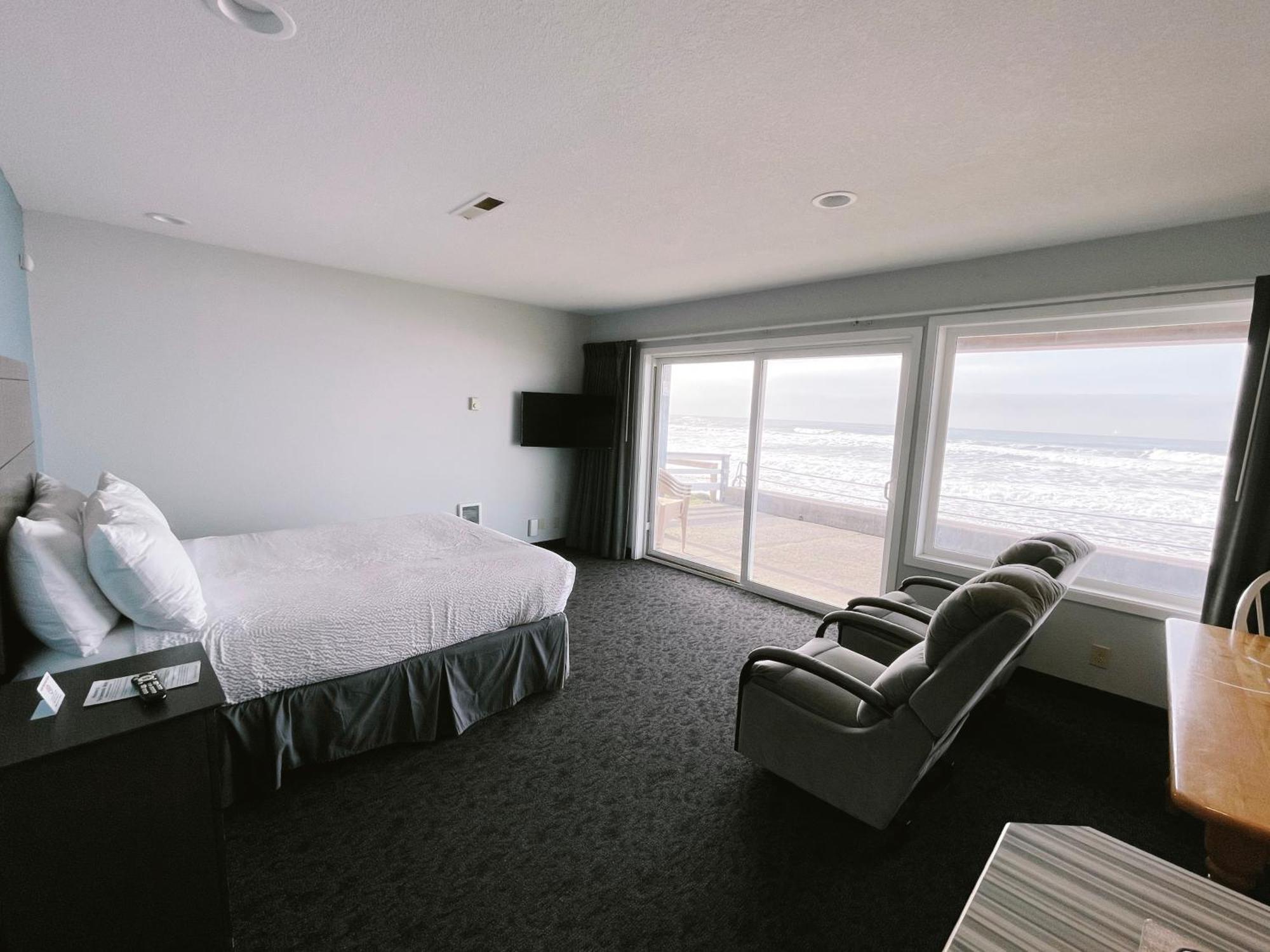 Sandcastle Beachfront Lincoln City Phòng bức ảnh